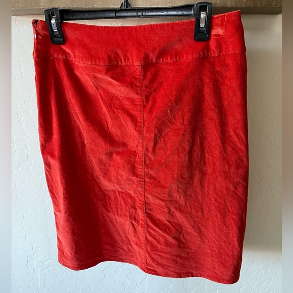 J Jill| Coral Corduroy Skirt with Pockets, Size 4••• - Picture 4 of 10